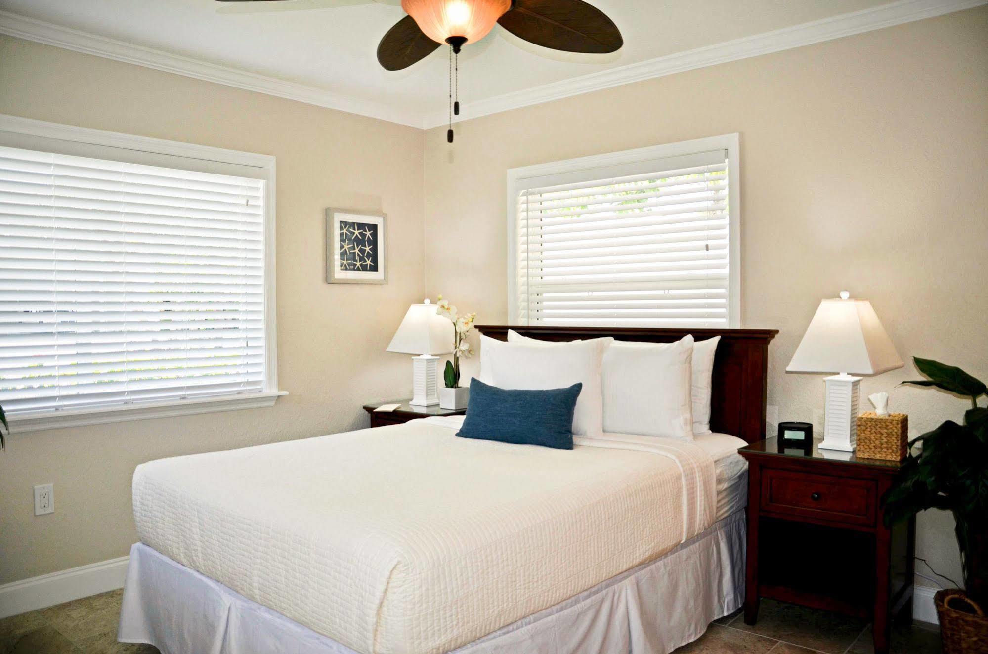 Twin Palms At Siesta 3*