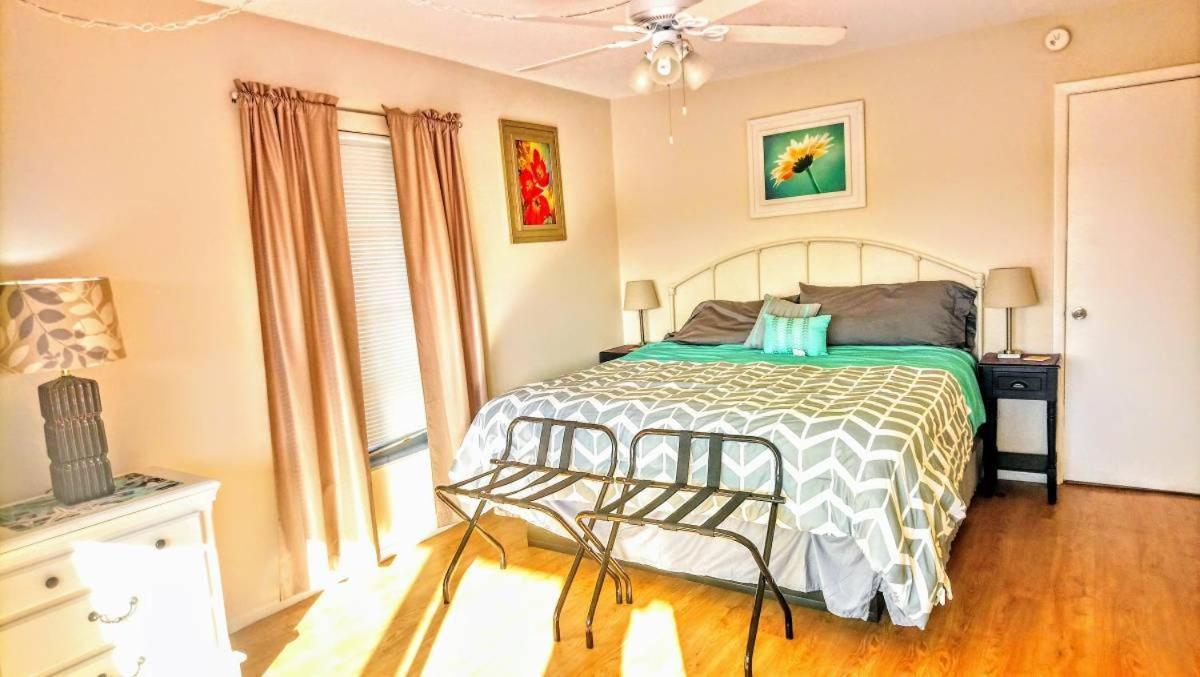 Tropical Dreams - Sarasota 2 Bedroom Condos Near Siesta Key *