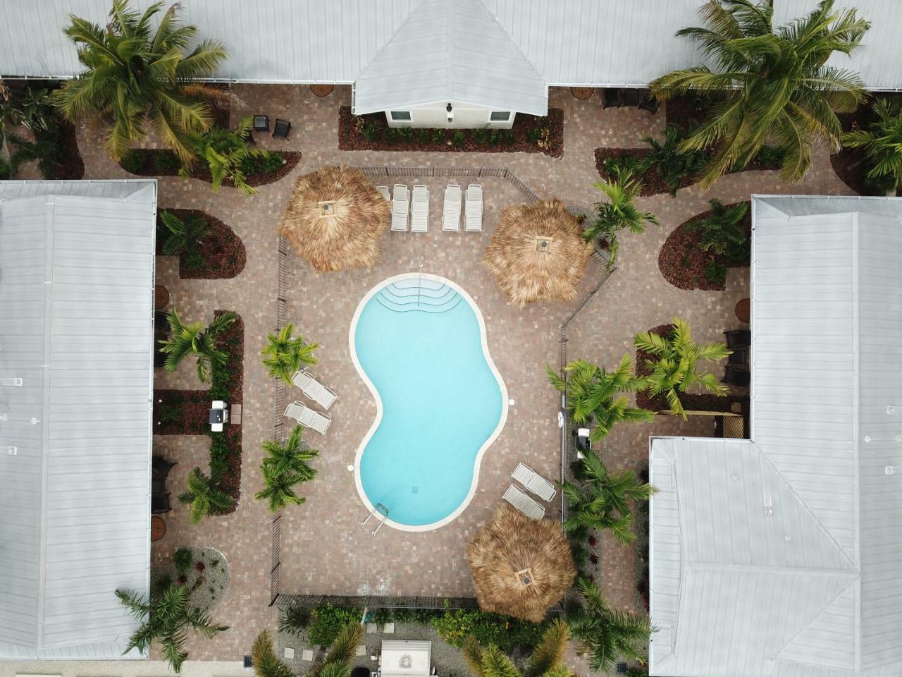Hotel Twin Palms At Siesta 3*