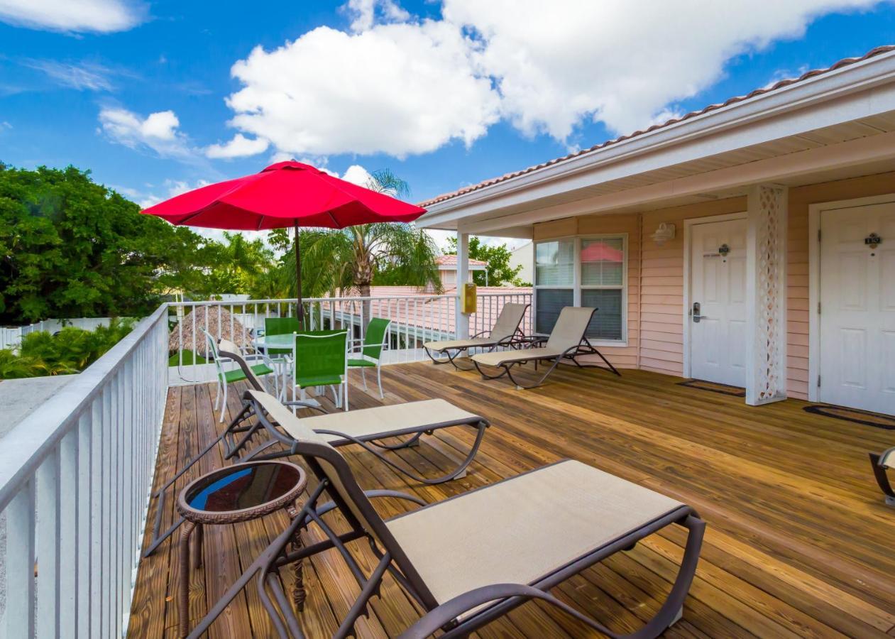Resort Tropical - Sarasota