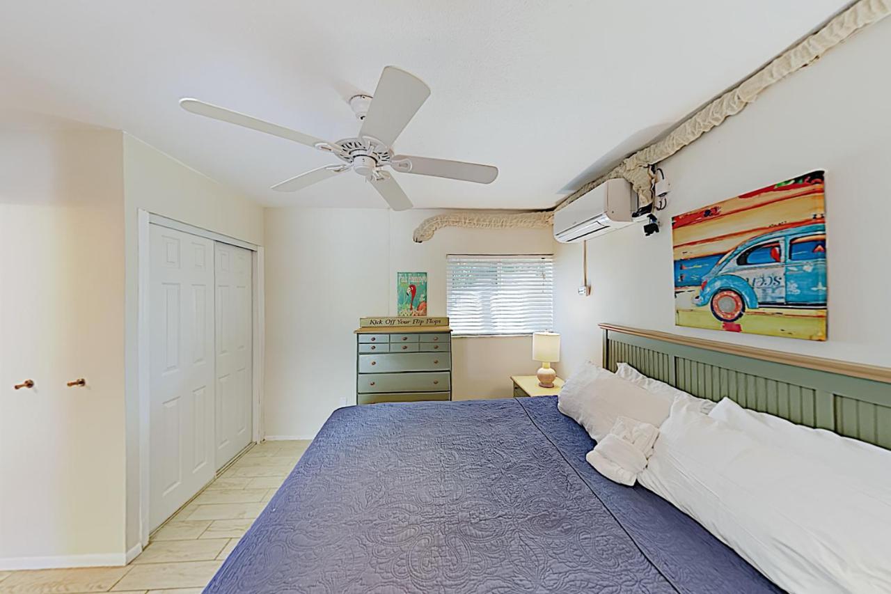 Apartment New Listing! Tropical Getaway - Steps To Sand Apts Siesta Key