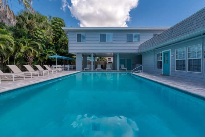 Hotel Wild Plum Siesta Key